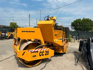 M72 Rullo Dynapac cc20