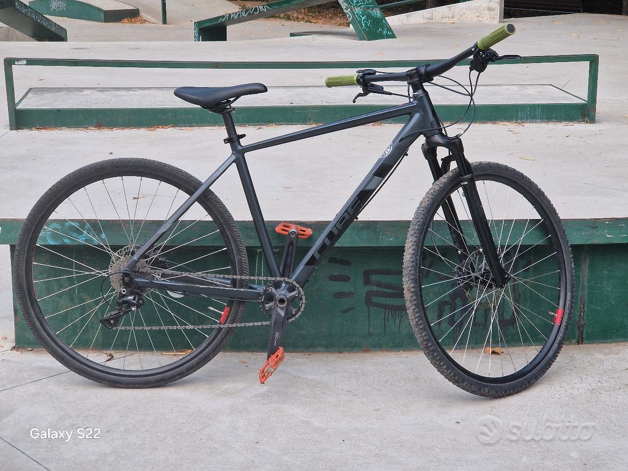 Bici ibrida cube Fantastiche offerte di Biciclette