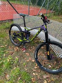 Devinci Spartan carbon M Ohlins 170 + Formula Mod