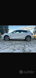 Audi a3 sport back 2.0 tdi  30