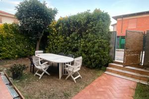 Casa vacanza 400mt dal mare 2 camere 2 bagni