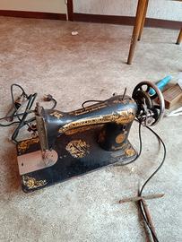 2 macchine da cucire Singer
