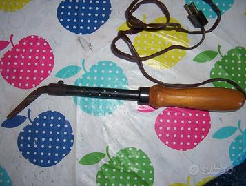 ANTICO SALDATORE CON MANICO IN LEGNO FUNZIONANTE