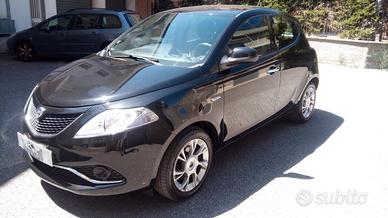 Lancia Ypsilon 1.2 69 CV 5 porte GPL Ecochic Silve