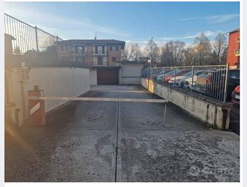 Box 16 mq con corrente inclusa - Vermezzo