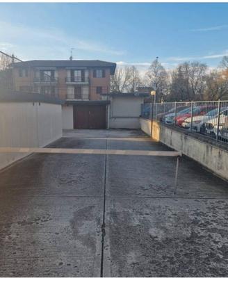 Box 16 mq con corrente inclusa - Vermezzo