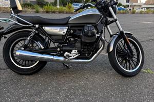 Moto Guzzi V9 Roamer