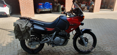 Honda dominator nx 650