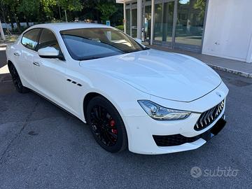 Maserati ghibli 3.0 250cv diesel