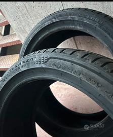 2 gomme Bridgestone Turanza misura 225 40 R18