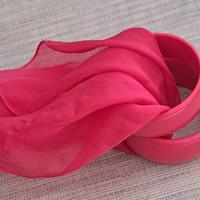 Bracciali fuxia con foulard abbinato 