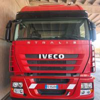 camion motrice e rimorchio