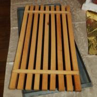 Tagliere con vassoio