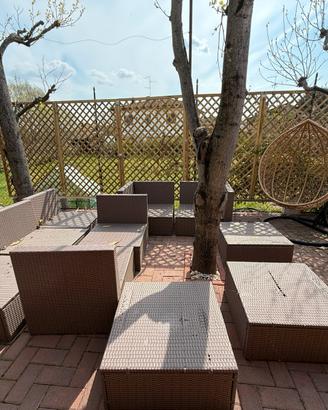 Divano in rattan da esterno