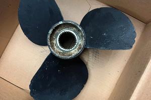 Elica Volvo Penta B6 854827 anteriore