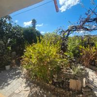 Casa indipendente in zona residenziale