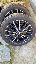 treno di  gomme per TOYOTA YARIS CROSS