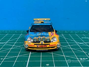 Fari supplementari per Renault Clio S1600 1:43