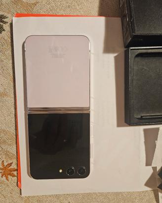 galaxy Z flip 5