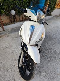 Piaggio Beverly 350