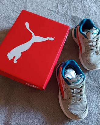 Scarpe PUMA bimbo numero 22 tela scamosciate