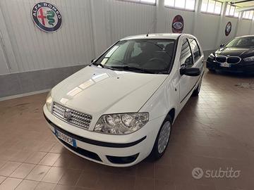Fiat Punto 1.2 GPL 60cv anno 2009 neopatentati