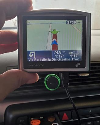 Lotto 2 Navigatori TOMTOM ONE BLUETOOTH CON MICROS