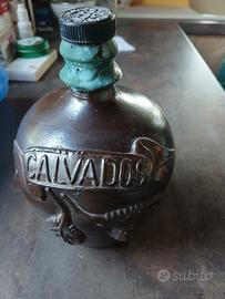Bottiglia. Calvados vintage da collezione H Cm 18 