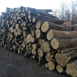 Vendersi legna di acacia e castagno