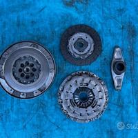 Volano frizione BMW 120d 2008 2000cc TD N47D20A