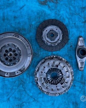 Volano frizione BMW 120d 2008 2000cc TD N47D20A