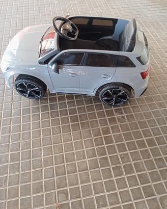 Audi RS 6 elettrica per bambini