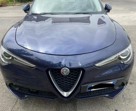 Alfa Romeo Stelvio 2.2 Turbodiesel 180 CV AT8 Q4 B