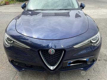 Alfa Romeo Stelvio 2.2 Turbodiesel 180 CV AT8 Q4 B