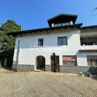 APPARTAMENTO BILIVELLO IN BIFAMILIARE