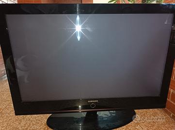 TV LCD 40"