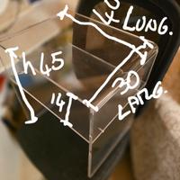 Comodino in plexiglas