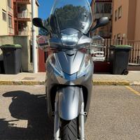 Honda SH 300 ABS