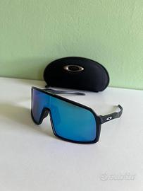 Occhiali Oakley sutro