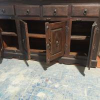 mobile antico in legno