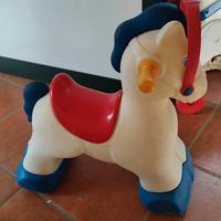 cavallo a dondolo chicco