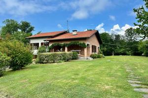 Villa di 276 m² con più di 5 locali a Mottalciata