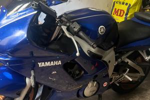 Yamaha YZF R6 - 2002