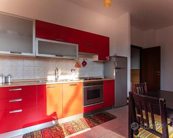 Cucina completa di elettrodomestici