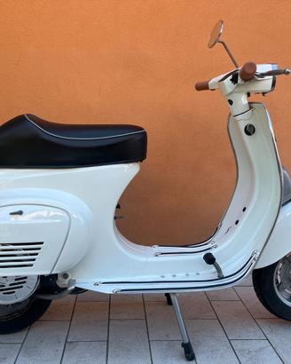 Vespa 50 special