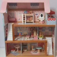 Casa delle Bambole in Legno