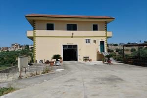 Locale commerciale Zona Sorda