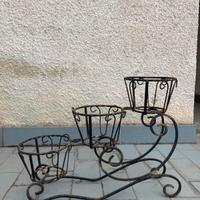 Portafiori in ferro lavorato