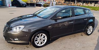 Lancia Delta 2014