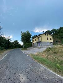 Villa indipendente 300mq con giardino